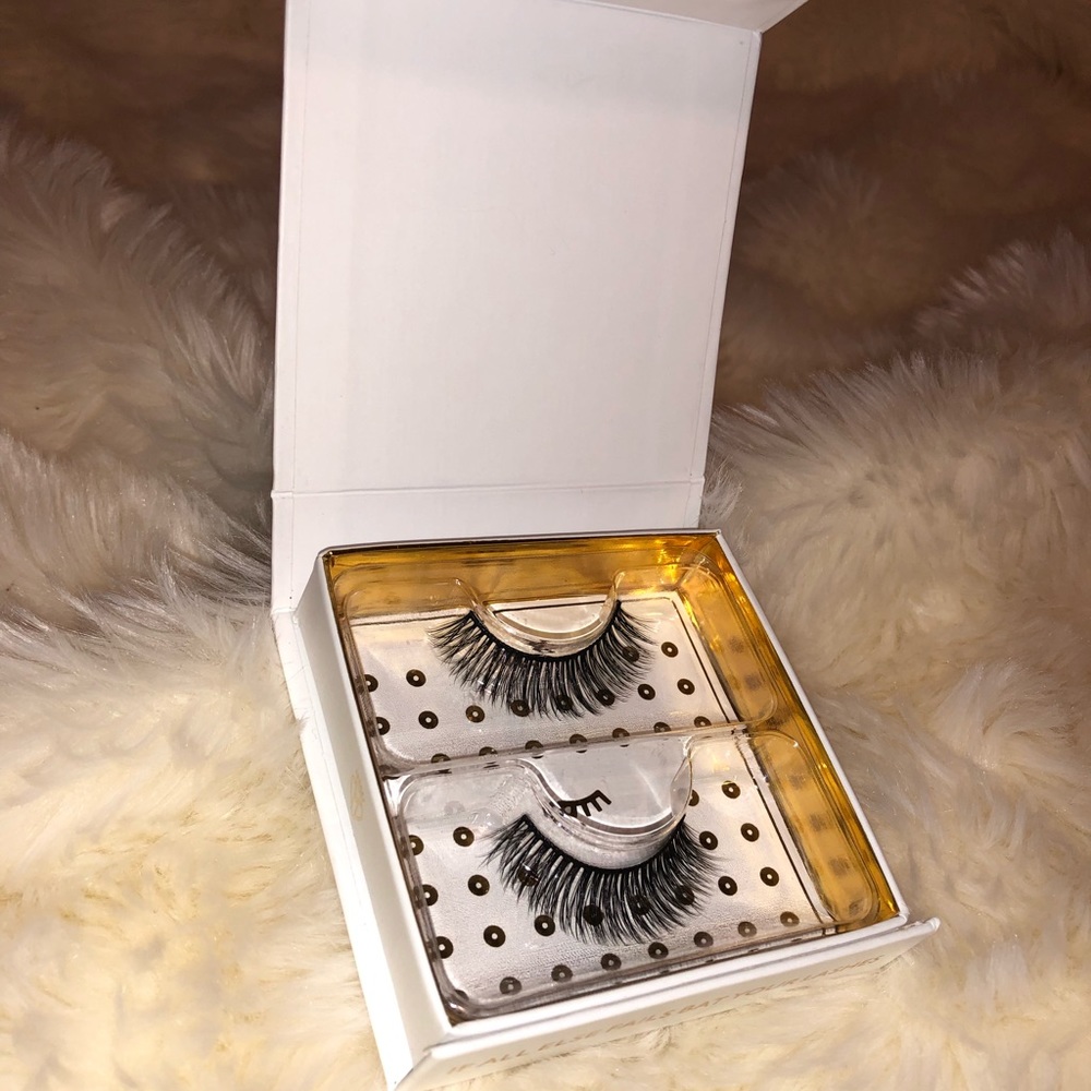 Brand New Battington Lashes!
